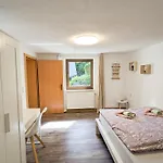 Urlaubsmagie - Buntspecht - Direkt Am Wanderweg * Sebnitz