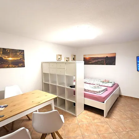 Apartment B3 - Urlaubsmagie Kleine Fuer 4p Direkt Am Wanderweg Mit Eigener Terrasse