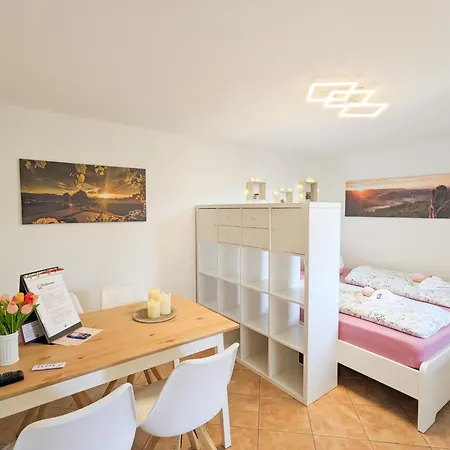 Urlaubsmagie - Buntspecht - Direkt Am Wanderweg - B3 Apartmán Sebnitz