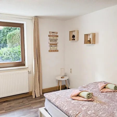Urlaubsmagie - Buntspecht - Direkt Am Wanderweg - B3 * Sebnitz